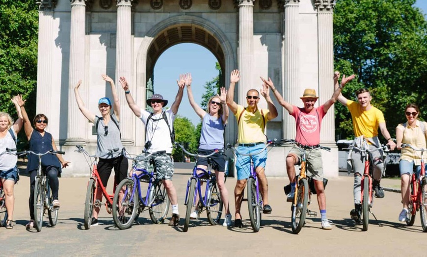 Image 10: London Bike Tours and Beer Tasting at Fat Tire Tours