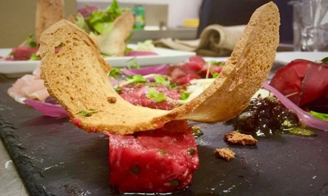 Menu base o deluxe dello chef Craviari con prodotti a km 0 all'Osteria Bottega Golosia (sconto fino a 48%)