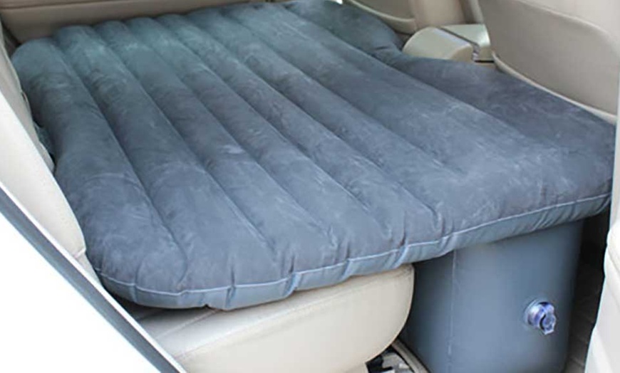 Image 3: Matelas gonflable pour voiture