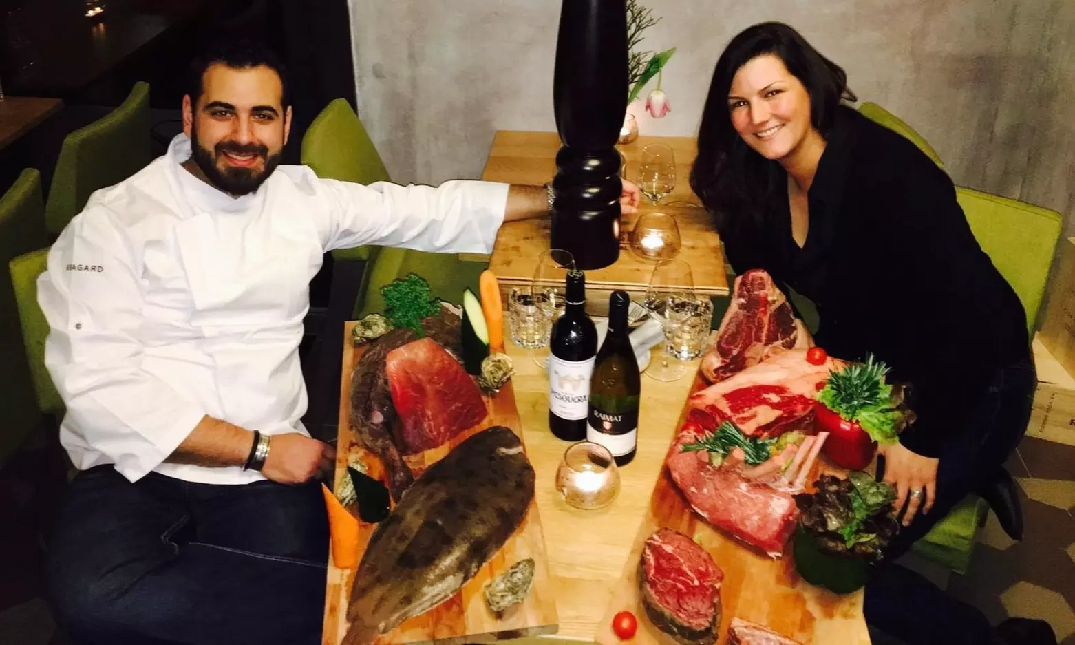 1,2 kg Dry-Aged Tomahawk-Steak mit Beilagen für 2 Personen