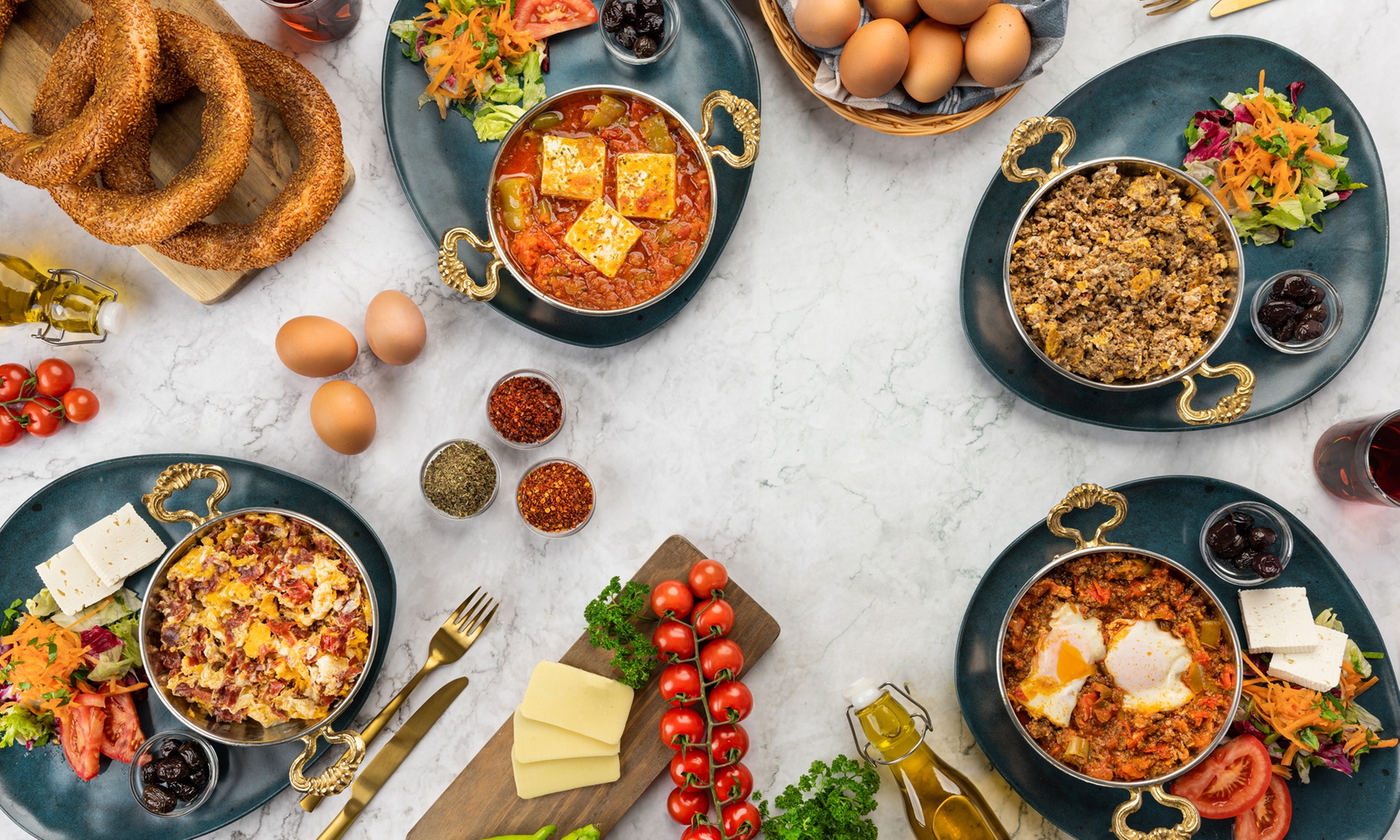 Reichhaltiges, türkisches Frühstück für 1, 2 oder 4 Personen