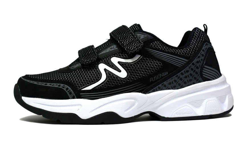 Image 5: Men's Memory Foam Trainers