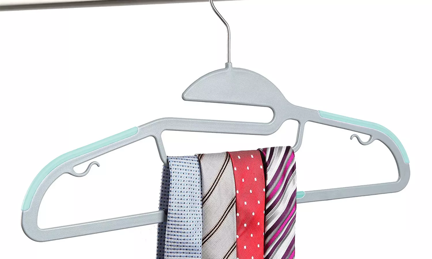 Non-Slip Plastic Hangers (15- or 30-Pack) - Second Medium