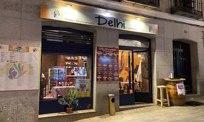 Comida india para 2 o 4 personas en Delhi Express