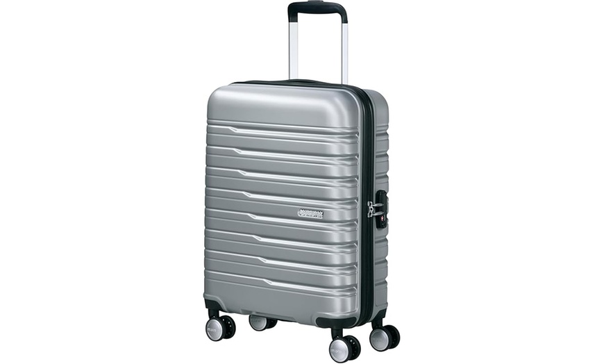 Image 2: Trolley da viaggio American Tourister