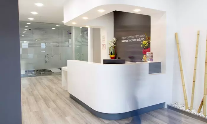 Retenedor de ortodoncia y limpieza en Helident