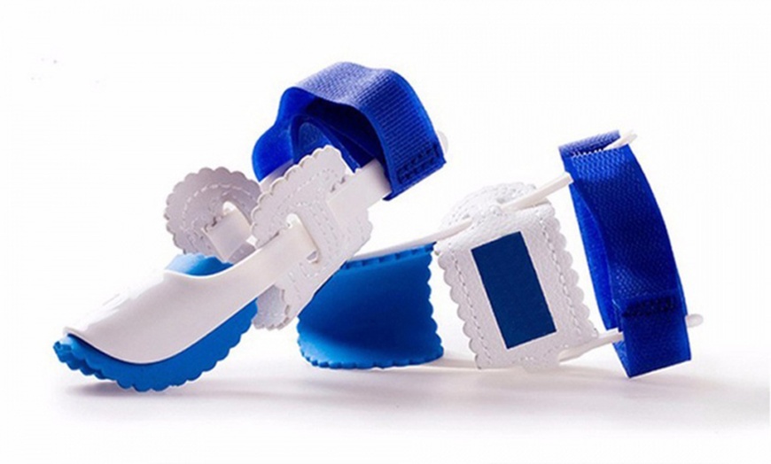 Image 7: Orthopedic Toe Socks Separator