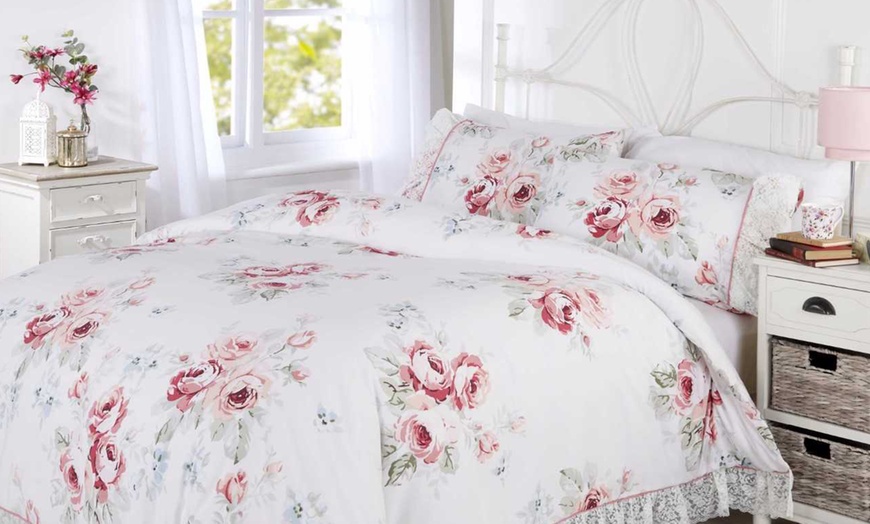 Image 2: Frilled Edge Duvet Sets