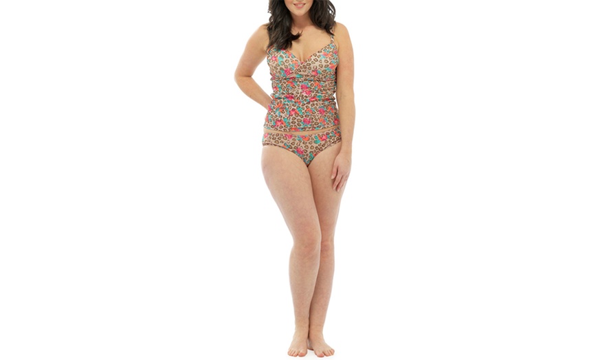 Image 4: Tummy-Control Tankini 