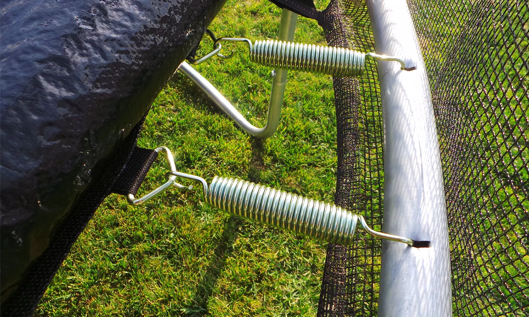 Trampoline de jardin de 250 à 430 cm de diamètre de la marque Letix - Second Medium