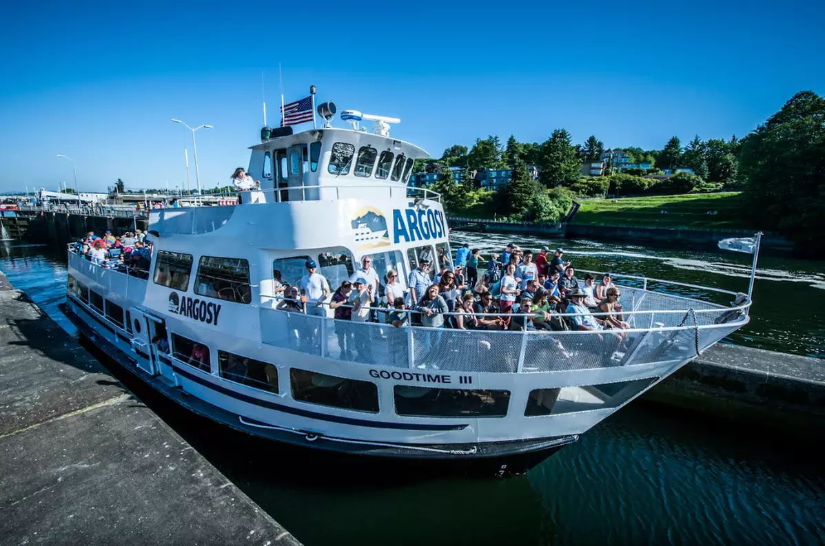 Seattle Harbor or Locks Cruise from Argosy Cruises