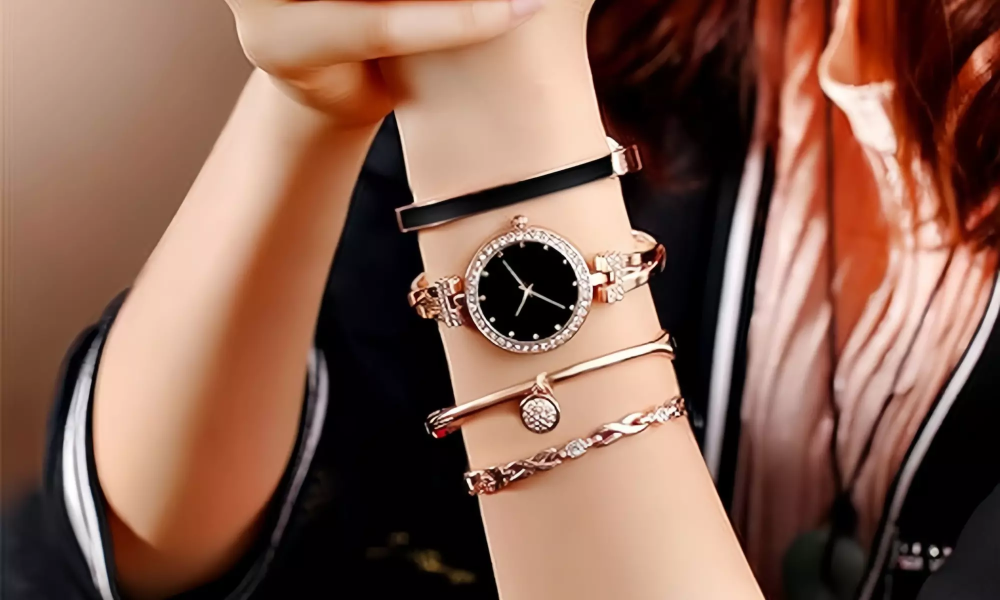 Horloge met verschillende bandjes