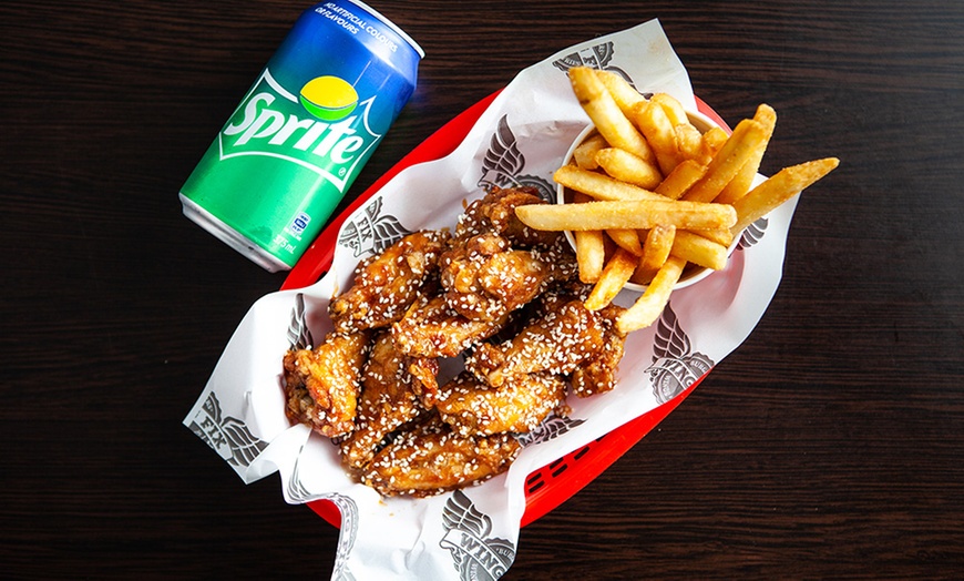 Image 3: Wings, Chips and Drink