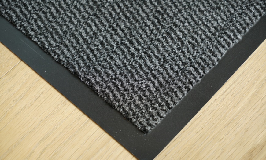 Image 3: Non-Slip Rubber Barrier Door Mat