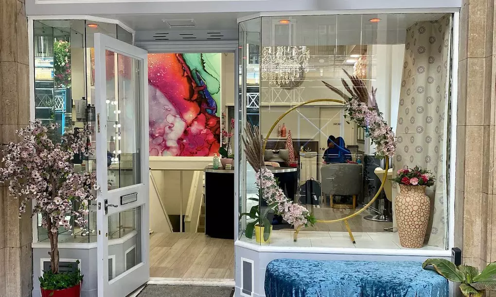 Up to 37% Off on Massage - Couples at MeTimeOff Mind And Body Care