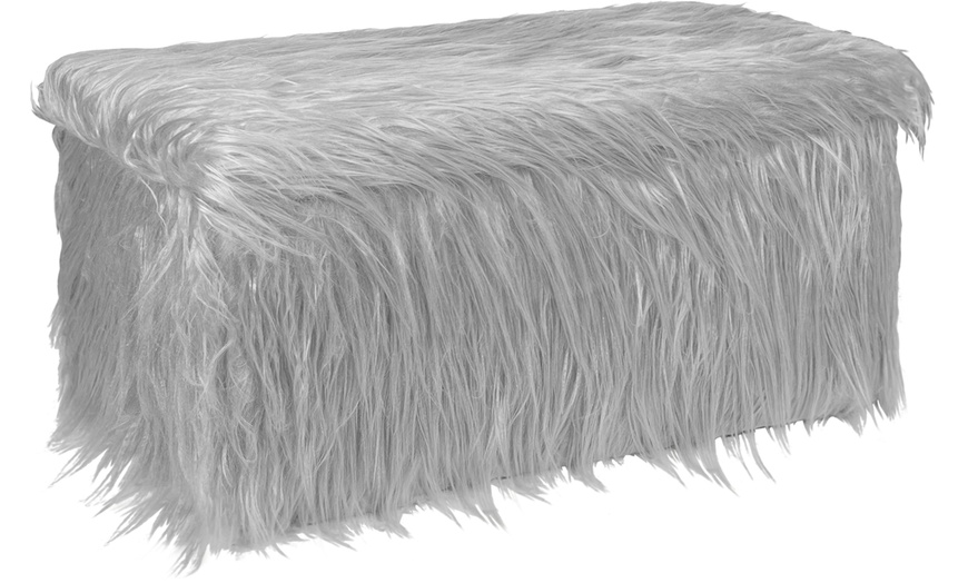 Image 10: Pouf contenitore Yeti con pelliccia