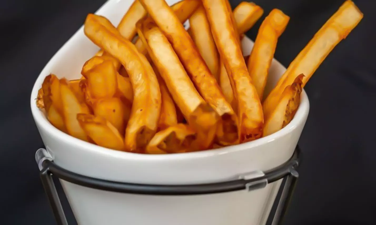 Savor Mixed Grills, Gyros, And Family Feasts With Combo Meals