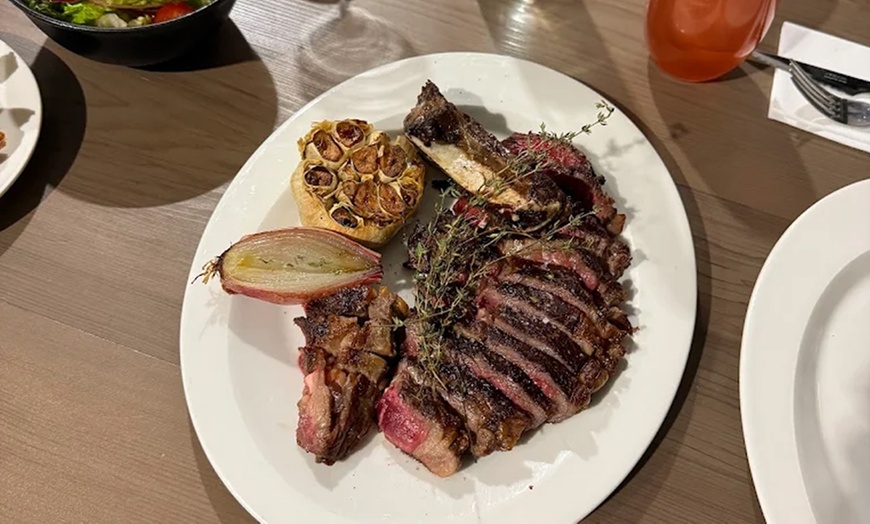 Image 2: Cuisine fraîche du Sud et d'Italie au restaurant Basilic