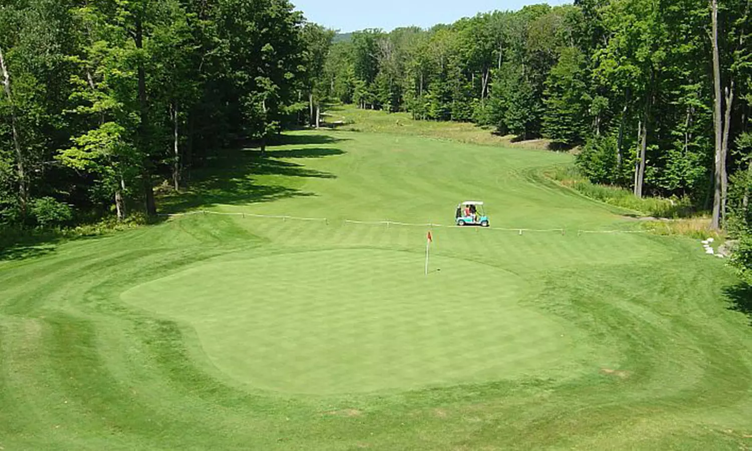 2 Days of Unlimited 9-Hole Golf & 1-Night Stay, for 2 people