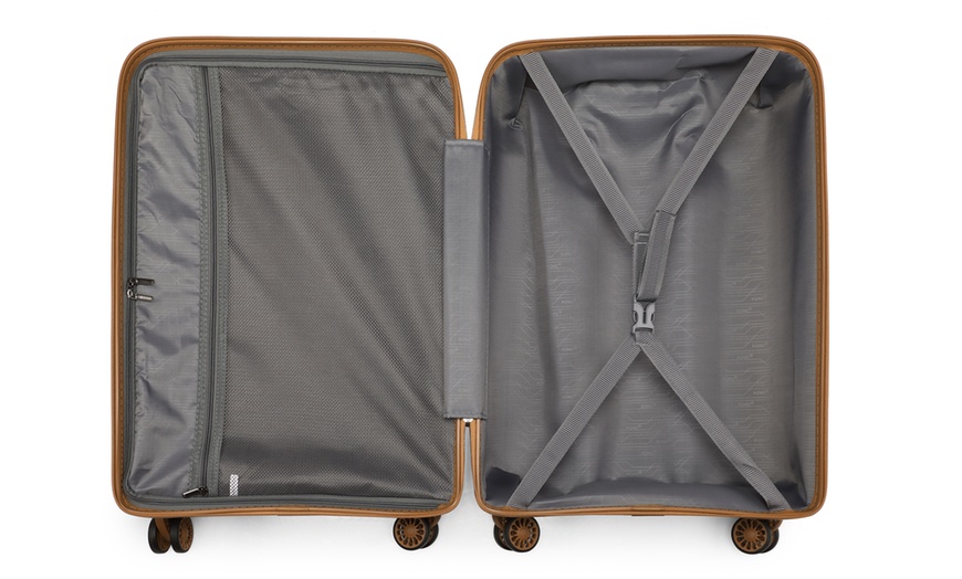 Image 4: One or Three Kono Suitcases with 360° Wheels and TSA Lock