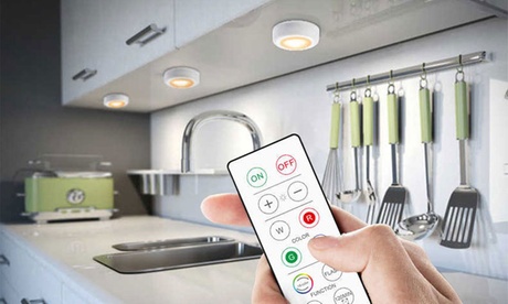 Fino a 12 luci LED con telecomando