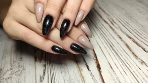 Pose américaine ongles : extensions élégantes couleur ou French (jusqu'à 40% de remise)