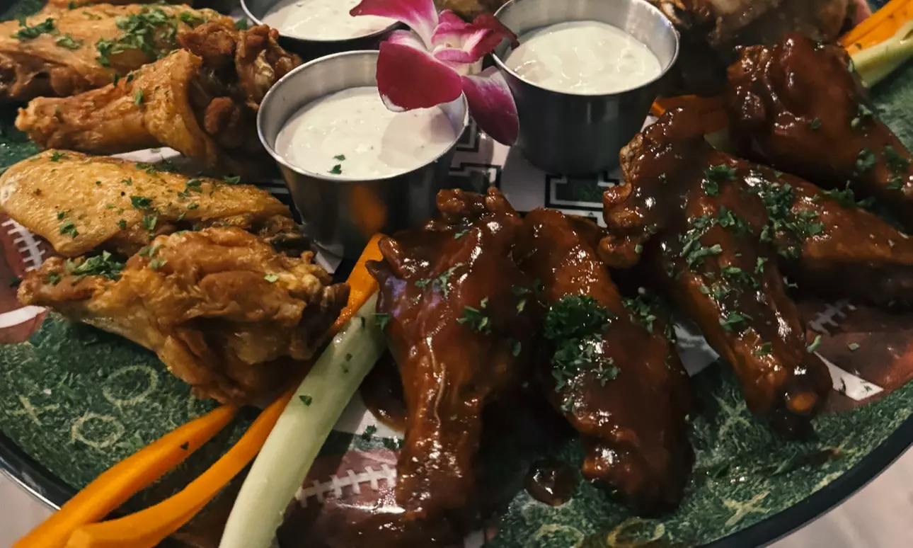 Up to 42% Off on Chicken / Buffalo Wings at SkyBox