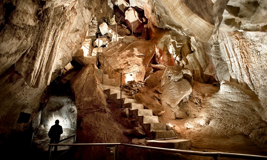 Image 4: Jenolan Caves: Weekend Escape