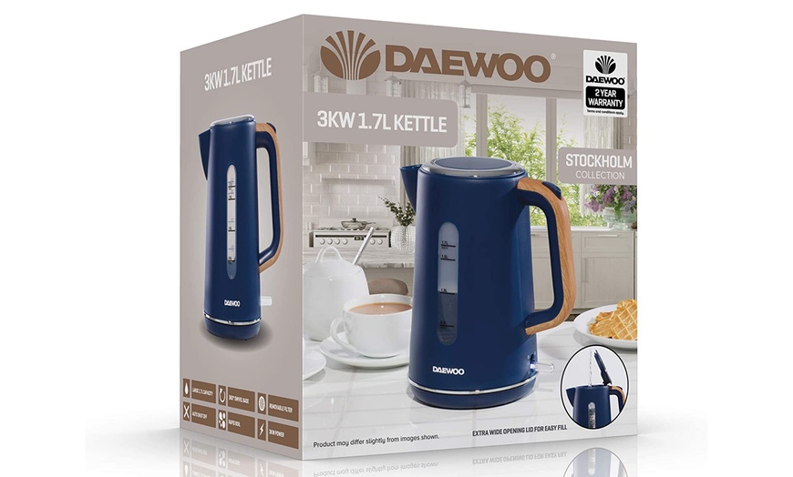 Image 14: Daewoo Stockholm Wood-Effect Kettle, Toaster or a Set of Both