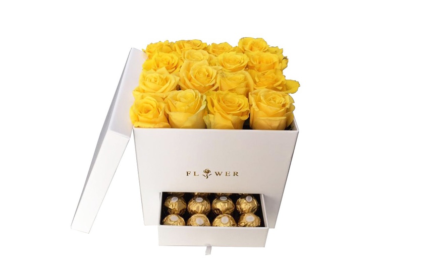 Image 4: Roses with Ferrero Chocolates