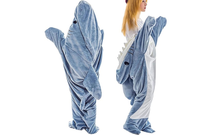 Image 6: Shark Themed Blanket