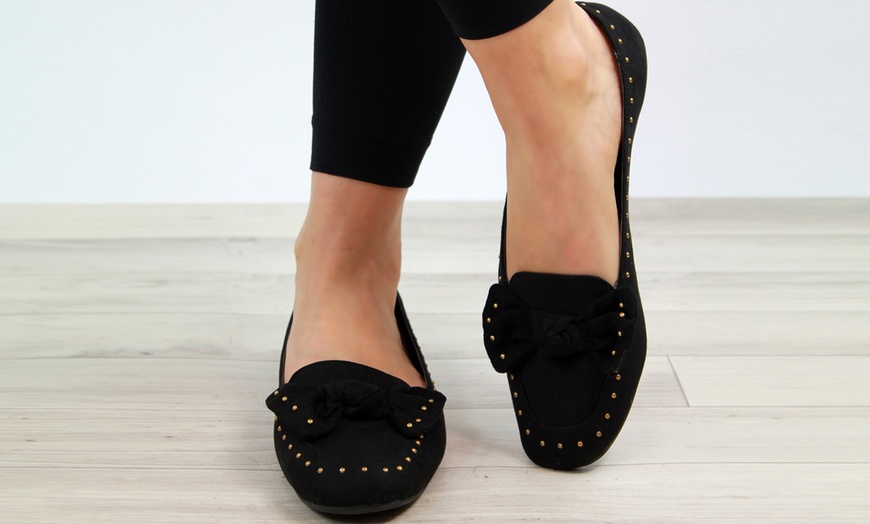 Image 3: Women's Studded Bow Loafers