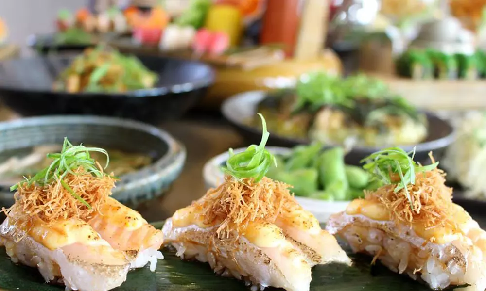 5* Saturday Brunch and: Child (AED 137) or Adult (AED 274)