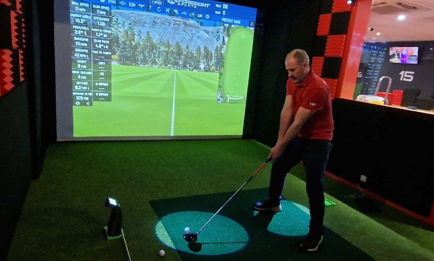 Image 1: Experience Unparalleled Fun w/ Immersive VR Arcade and Indoor Golf!