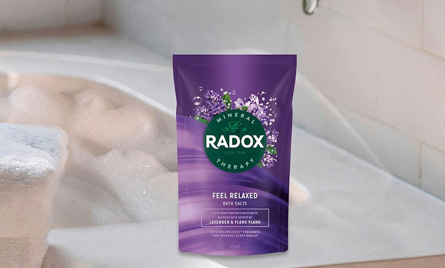 Image 2: Radox Mineral Therapy Bath Salts