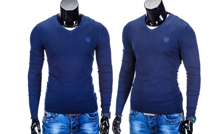 Image 23: Men's V-Neck Sweater