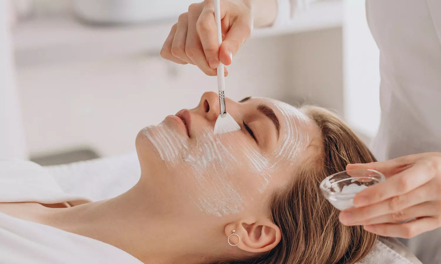 Antioxidant Infusion Hydra Facial at Miami Kiss