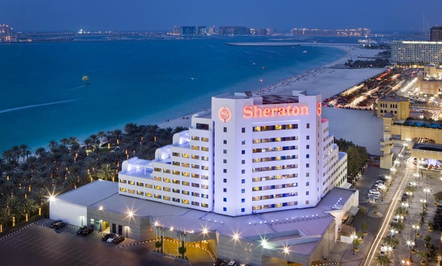 Image 2: Iftar Buffet at 5* Sheraton Jumeirah Beach Resort