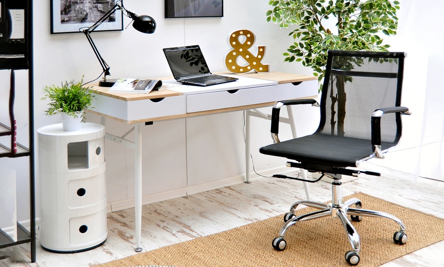 Image 3: Scandinavisch bureau