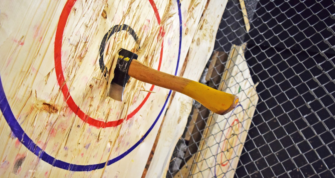 Axe Throwing Experience at the Axe Throwing Centre for Up to Five