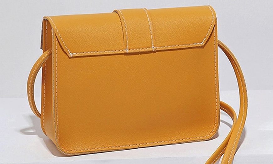 Image 6: Women's Gold Colour Clasp Bag