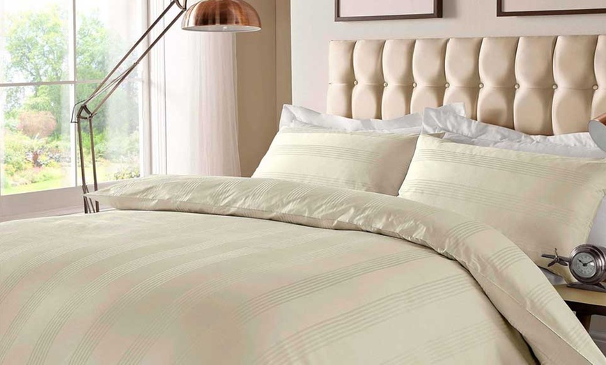 Image 2: 400TC Duvet Cover Set