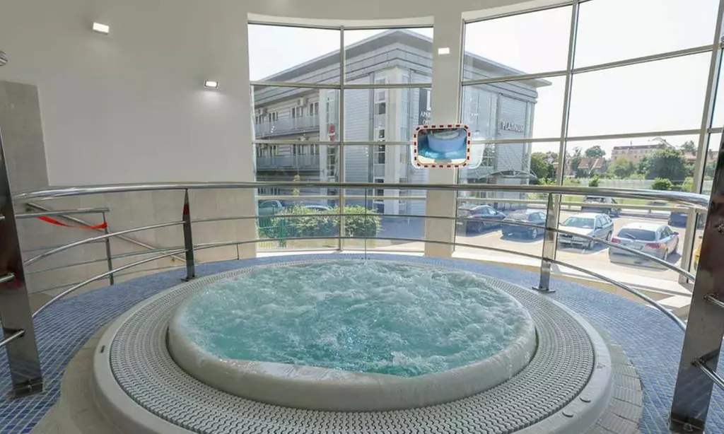 Mazury, Ostróda: pokój dla 2 osób z wyżywieniem, basenem i masażem