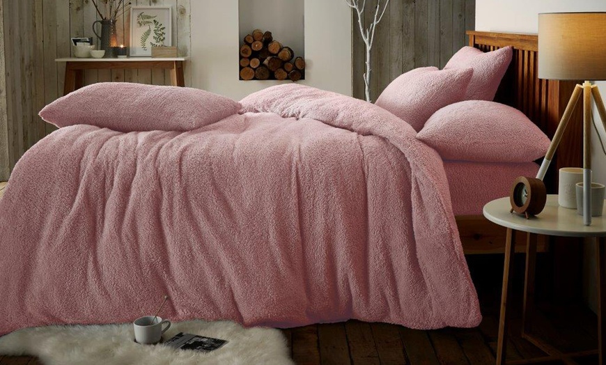 Image 11: Gaveno Cavailia Fluffy Teddy Bear Fleece Thermal Soft Duvet Cover Set