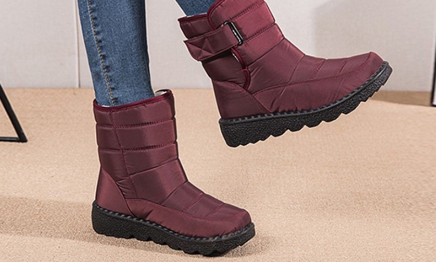 Image 16: Women's Waterproof Comfortable Boot