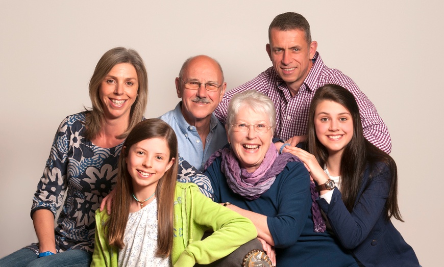 Image 2: Family Photoshoot With 8'' x 6'' Print at Barrett & Coe studios 