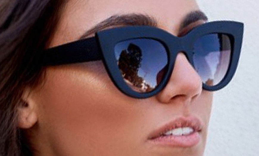 Image 15: Cat Eye Oversized Sunglasses