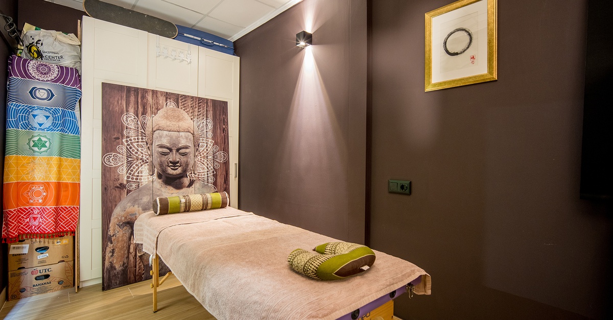 Masaje Thai Yoga o Shiatsu en Valencia con bebida caliente