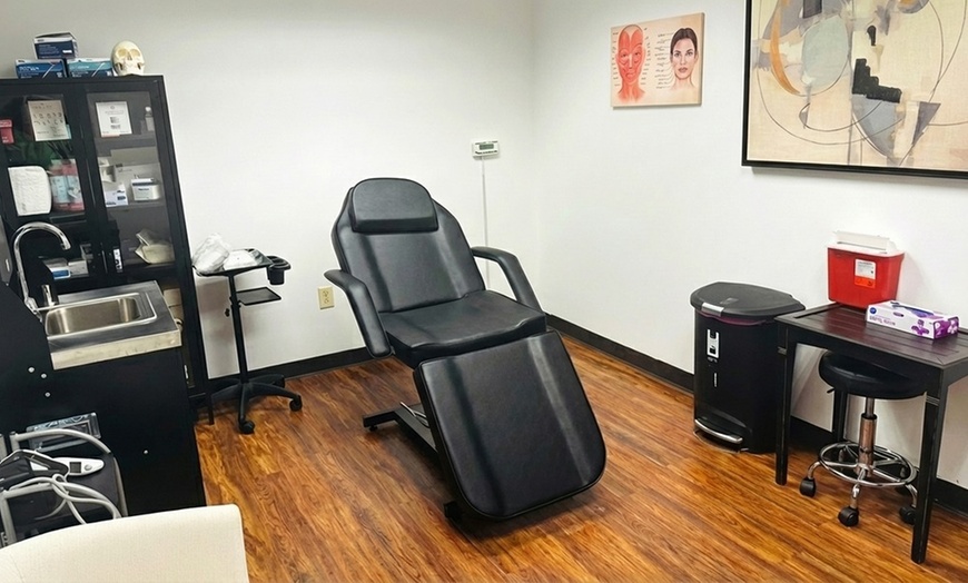 Image 4: Revitalize w 20, 40, or 60 units of Botox Treatments for Smoother Skin
