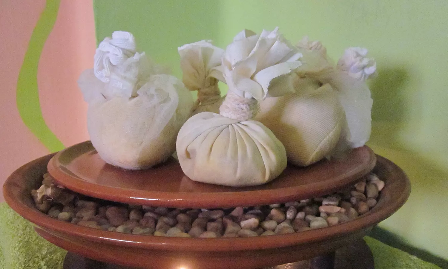 Masaje con aromaterapia, peeling y envoltura de espalda